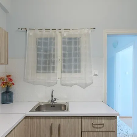 Apartment Kerameikos Metro For 4 *