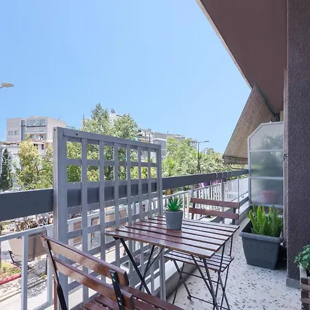 Kerameikos Metro For 4 Athens